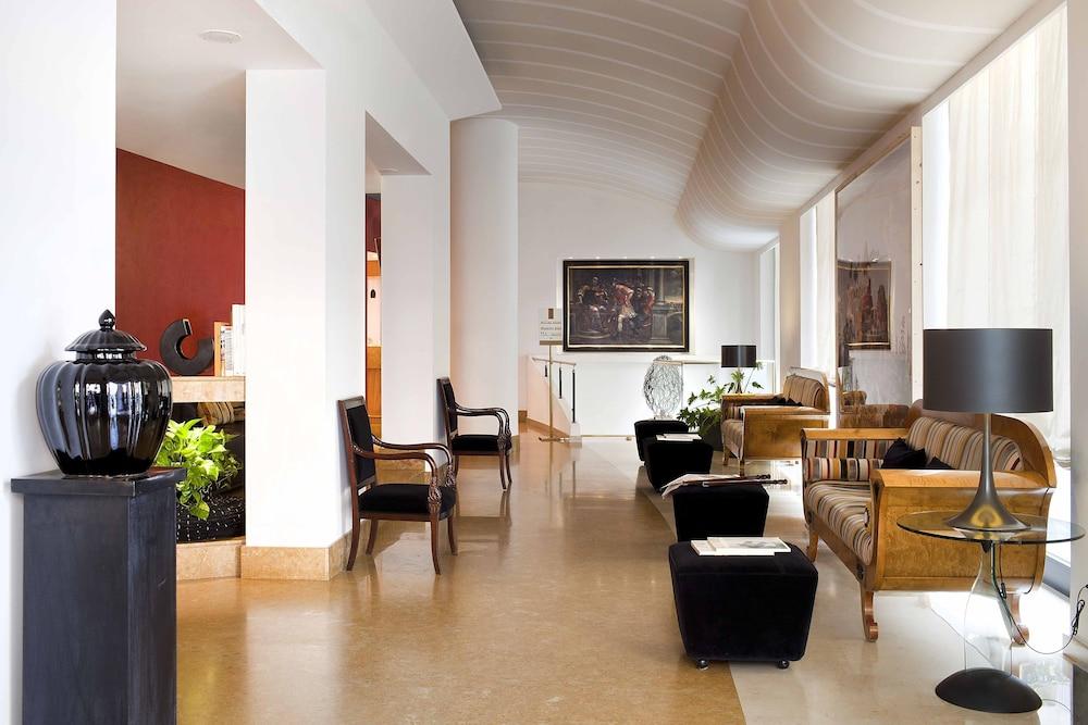 Hotel Plaza Opera Palermo Bagian luar foto